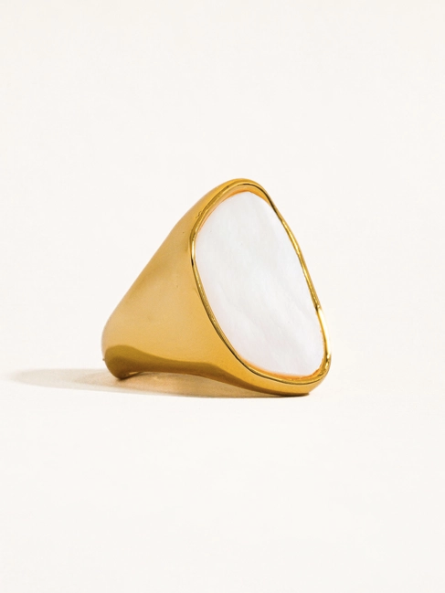 Unique Shell Statement Ring