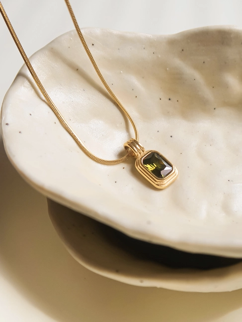 Green Square Stone Pendant Necklace